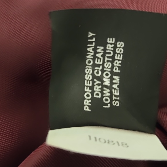 Anne Klein coat in Size M - Picture 8 of 11